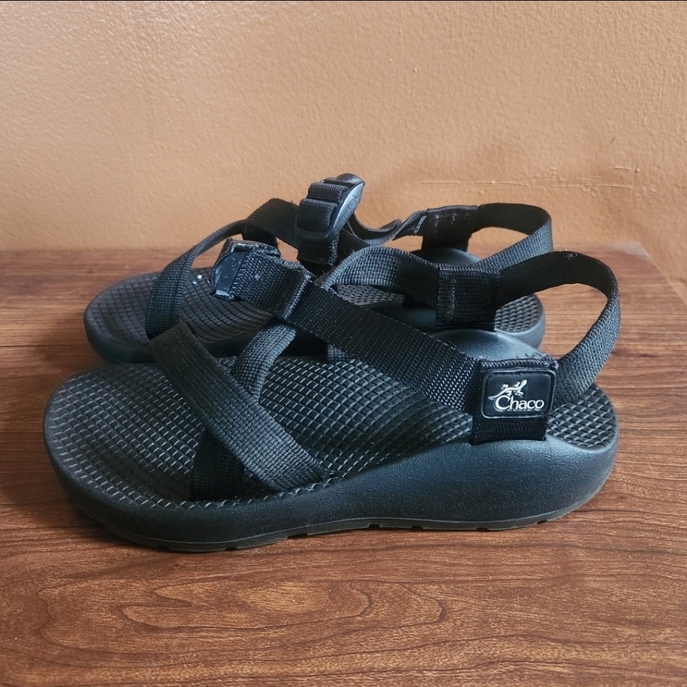 Chaco sandals size 6